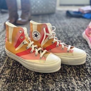 Summer Spirit Platform Converse
